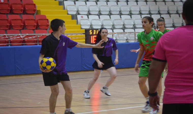 Kütahyanın Tavşanlı ilçesinde korfbol turnuvası yapıldı