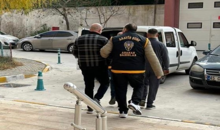 Manisada 53 yıl hapis cezasıyla aranan şahıs polise yakalandı