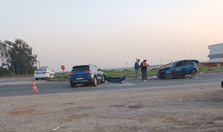 Mardinde cip ile otomobil kafa kafaya çarpıştı: 1 ölü, 2 yaralı