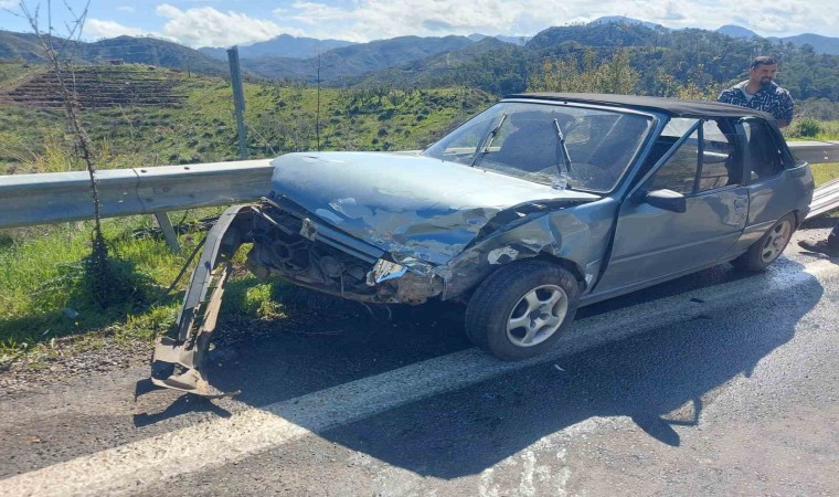 Marmariste trafik kazası: 2 yaralı