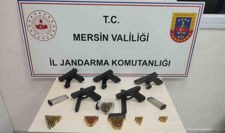 Mersinde silah kaçakçılığı operasyonu: 5 gözaltı