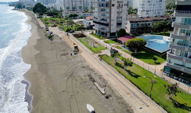 Mezitli sahilinde 13 kilometrelik yeni yol projesi başlatıldı