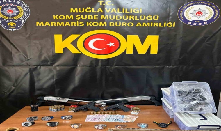 Muğla polisinden Marmaris ve İzmirde uyuşturucu operasyonu