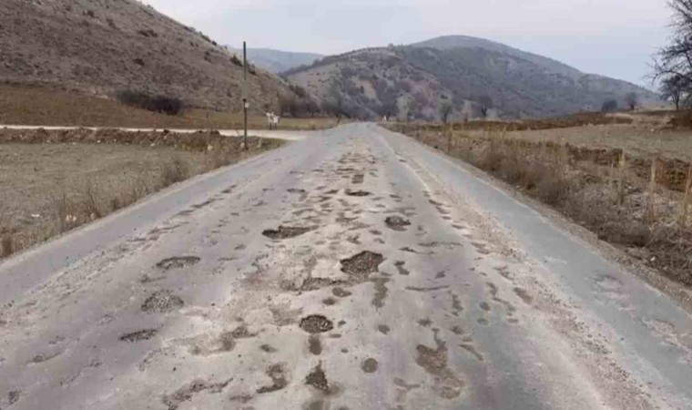 Muhtarların ve çevre sakinlerinin yol tepkisi