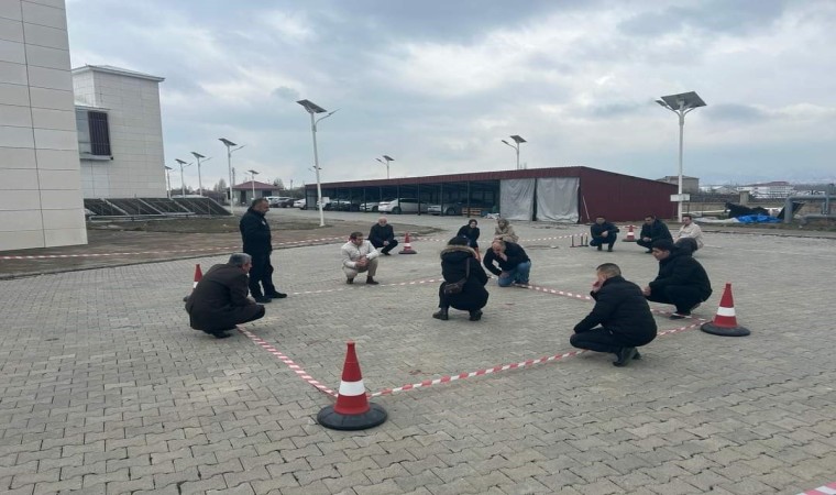 Muşta afet bilinci ve kurtarma eğitimleri verildi