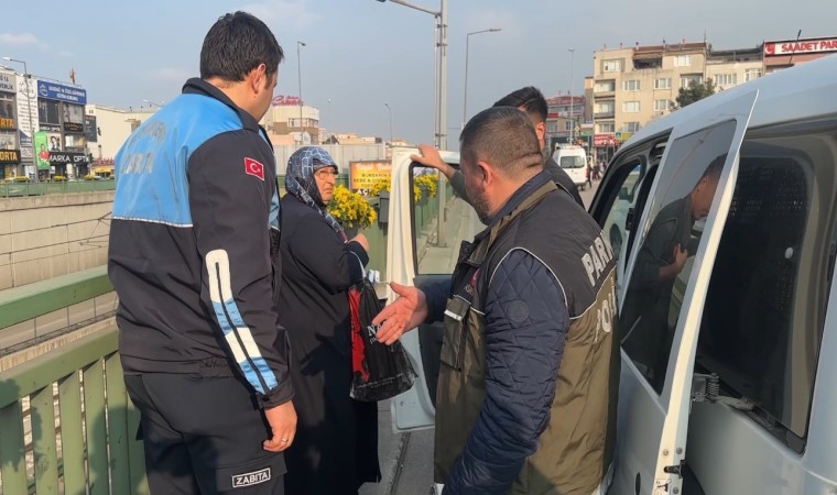 (Özel) Bursada dilenci operasyonu...Polis ve zabıta birer birer topladı