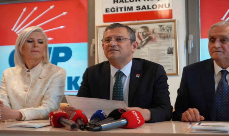 Özgür Özel ‘DEM Parti açıklamasını ‘talihsizlik olarak nitelendirdi