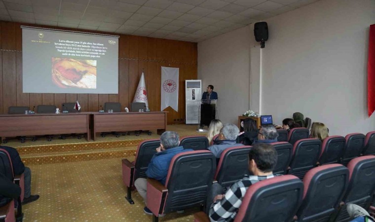 Pamukta Pembekurt zararlısına karşı bilgilendirme