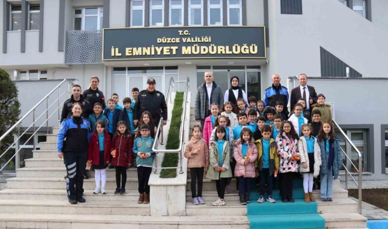 Polislik mesleğini tanıdılar