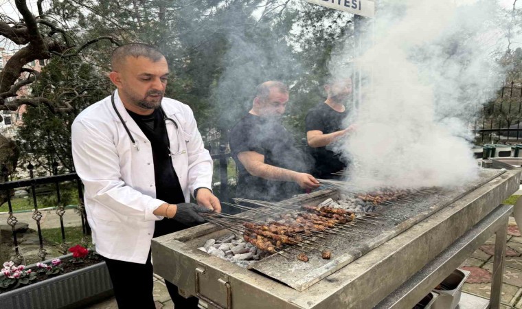 Ramazanda huzurevi sakinleri ve şehit ailelerini unutmadı