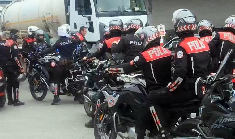 Sakaryada trafik kavgası: Bölgeye çok sayıda polis sevk edildi