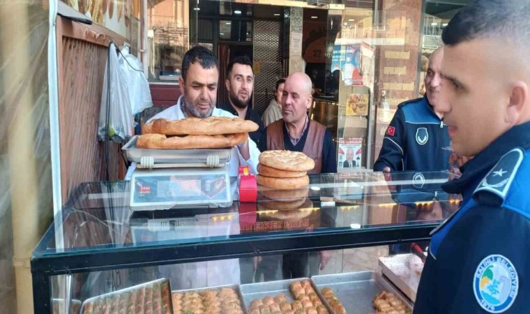 Salihli zabıtasından fırınlara gramaj denetimi