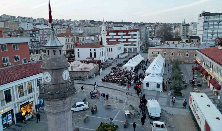 Samsunluları buluşturan iftar sofrası