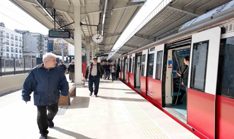 Sirkeci -Kazlıçeşme Raylı Sistem Hattını bir haftada 80 bin yolcu kullandı