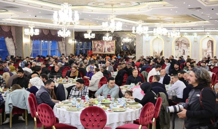 Sultangazi Belediyesi personeli iftar sofrasında buluştu