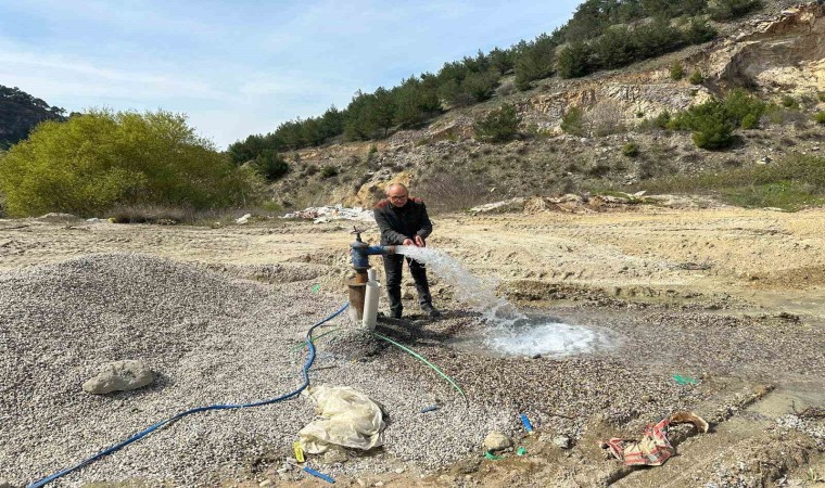 Taşkuyucakın yeni sondajında su verimi 10 litre