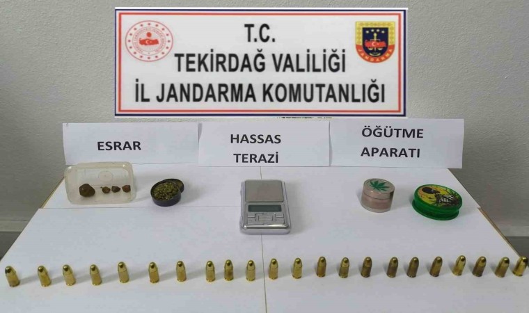 Tekirdağda tabanca ve uyuşturucu ele geçirildi