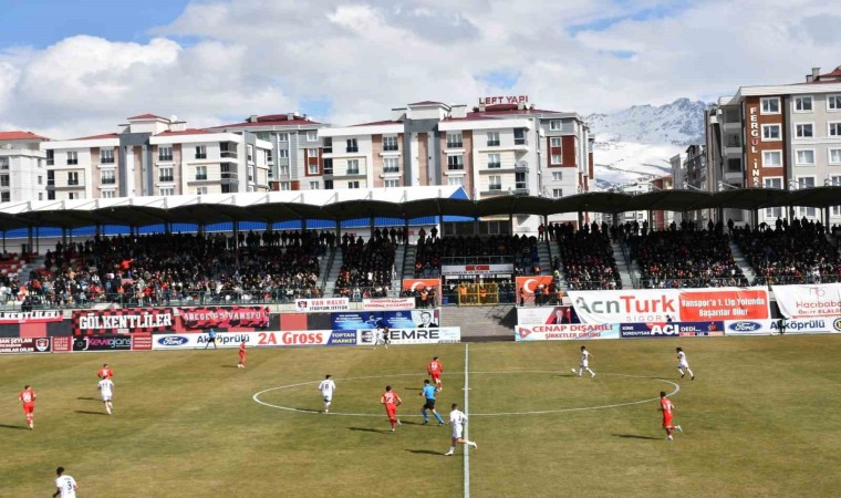 TFF 2. Lig: Vanspor FK: 3 - Yeni Mersin İdmanyurdu: 0