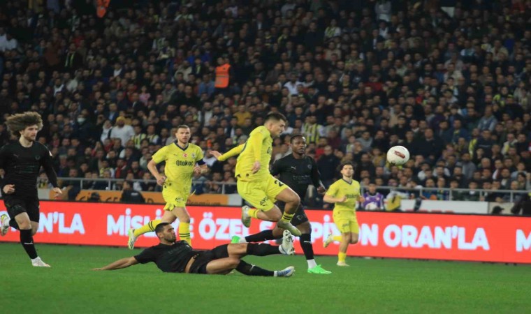 Trendyol Süper Lig: Hatayspor: 0 - Fenerbahçe: 0 (Maç devam ediyor)