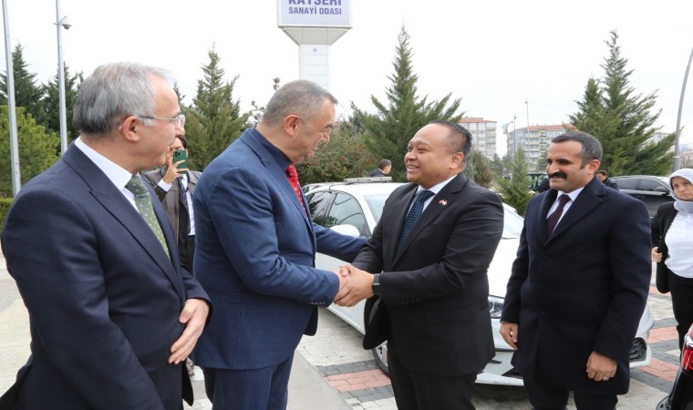 Türkiye Endonezya Kayseri İş Forumu KAYSOda Düzenlendi