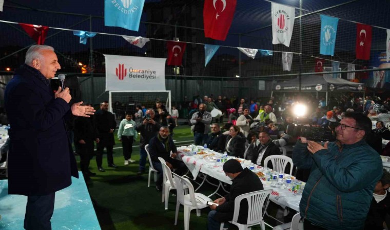 Ümraniye Belediye Başkanı Yıldırım, Roman vatandaşlar ile iftar yemeğinde buluştu