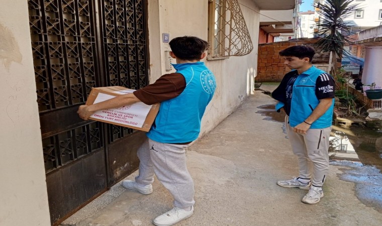 Üniversite öğrencileri ihtiyaç sahibi ailelere destekte bulundu