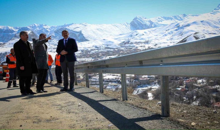 Vali Çelik, bariyer çalışmalarını denetledi