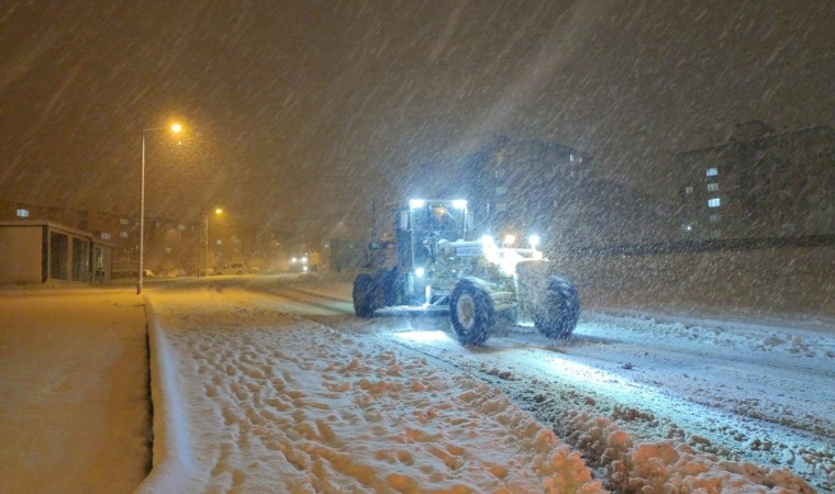 Vanda kapalı olan 73 yerleşim yerinin yolu ulaşıma açılıyor