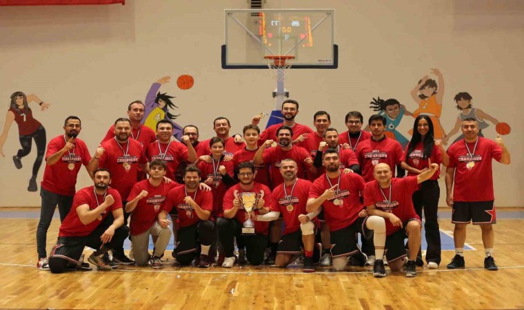 Yıldız Holding Basketbol Takımı, CBLde şampiyon oldu