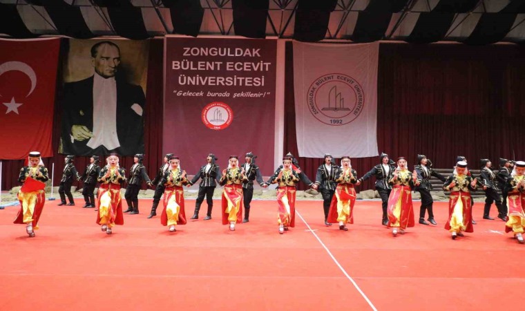 Zonguldak Bülent Ecevit Üniversitesinde Nevruz ateşi yandı