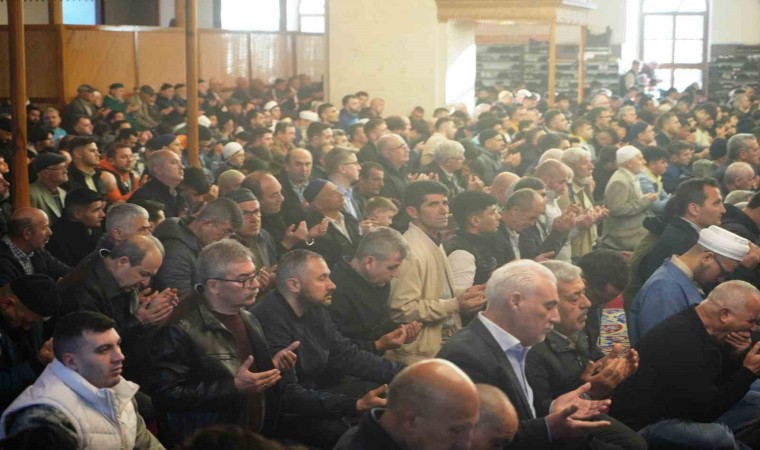 Balıkesir protokolü Zağnos Paşada bayramlaştı