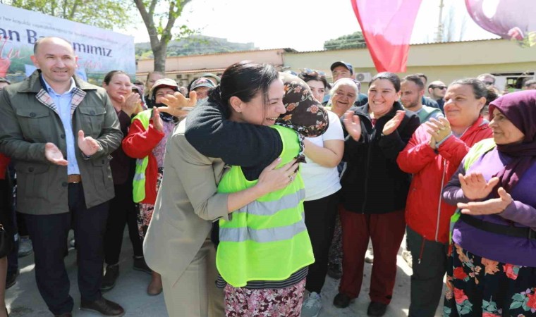 Başkan Ceritoğlu Sengel, belediye çalışanlarıyla bayramlaştı