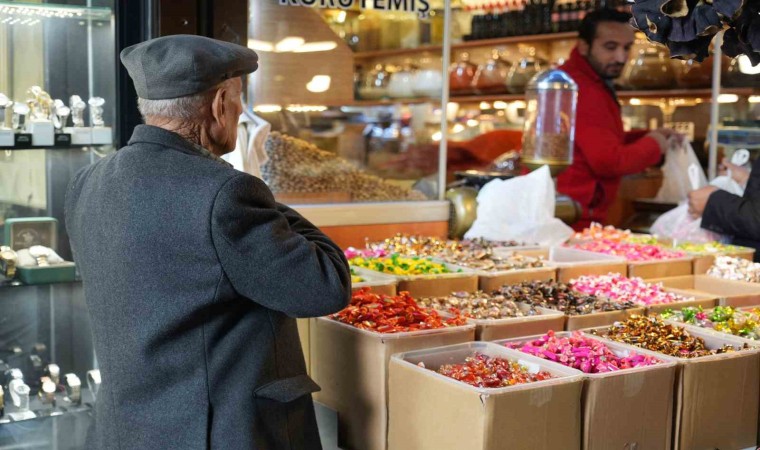 Bayram öncesi şeker ve çikolataya yoğun talep