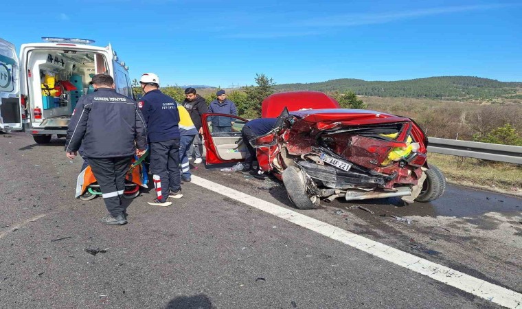 Bayram tatili yolunda kaza: 3 yaralı