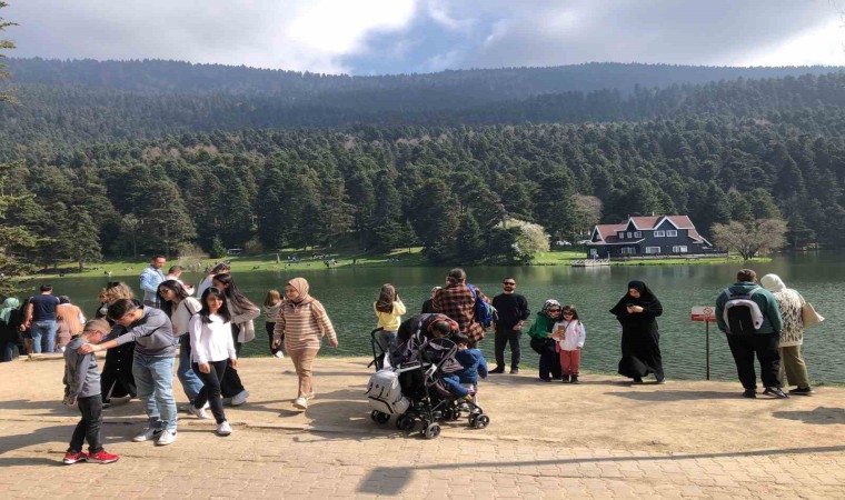 Bolunun gözde turizm merkezlerinde bayram yoğunluğu