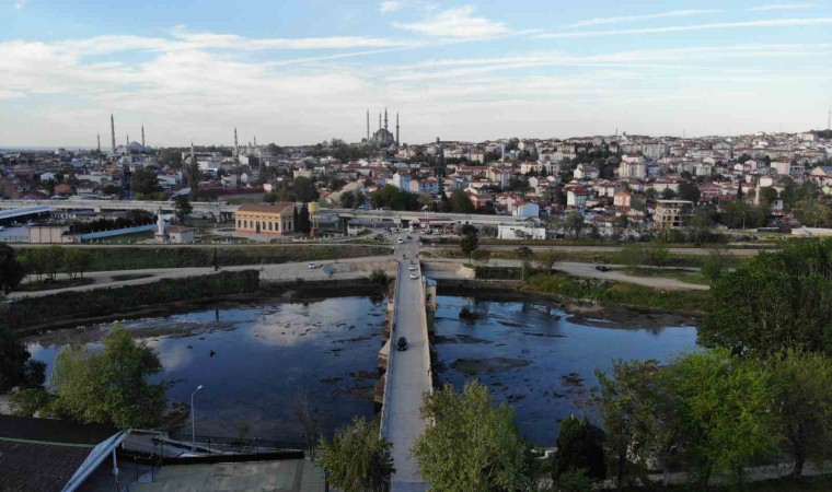 Edirnede Tunca Nehri kuruma noktasına geldi