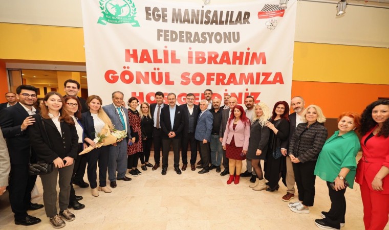 Ege Manisalılar Federasyonundan İzmirde 2 bin kişilik iftar sofrası