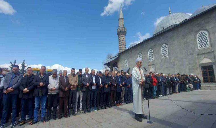 Erzurumda Gazze şehitleri için gıyabi cenaze namazı kılındı