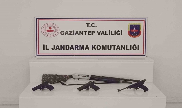 Gaziantepte 14 adet ruhsatsız silah ele geçirildi: 11 gözaltı