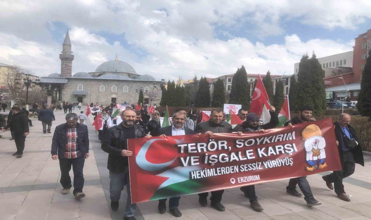 Hekimlerin Filistin için sessiz yürüyüşleri devam ediyor