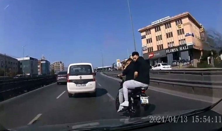 İstanbulda motosiklet sürücüsü trafiği tehlikeye attı