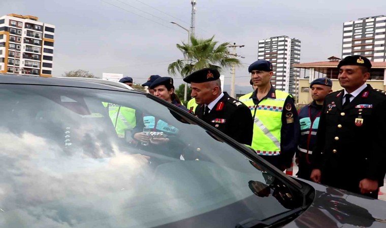 Jandarma ekipleri bayram dolayısıyla trafik denetimlerini arttırdı