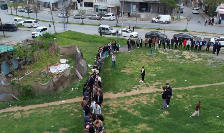 Köylerindeki asırlık bayram sabahı geleneğini İstanbulda da sürdürüyorlar