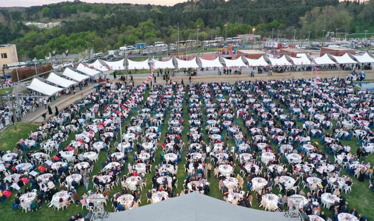 Mustafa Candaroğlu mazbatasını aldı, yemin etti