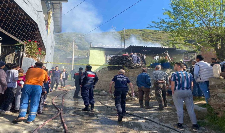 Nazillide 2 yaşındaki çocuk alevlerin arasında kalarak hayatını kaybetti