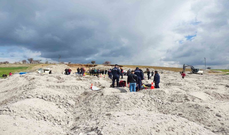 Niğdede patates deposu çöktü: Göçük altında kalan 2 işçi hayatını kaybetti, 3ü ağır 4 işçi ağır yaralandı