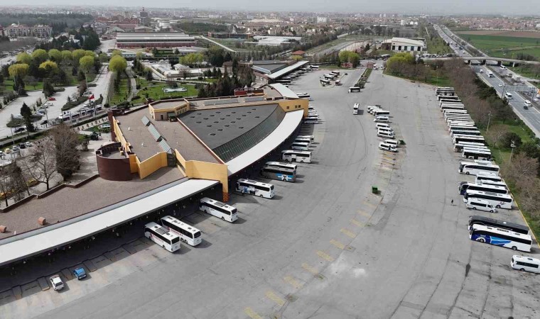 Otogarlarda bayram yoğunluğu başladı, otobüslerde boş yer kalmadı