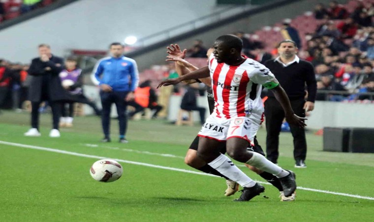 Trendyol Süper Lig: Samsunspor: 0 - Pendikspor: 0 (İlk yarı)