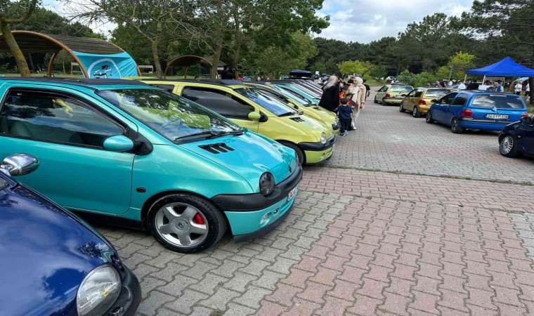 156 Twingo araç Kavacıkta buluştu