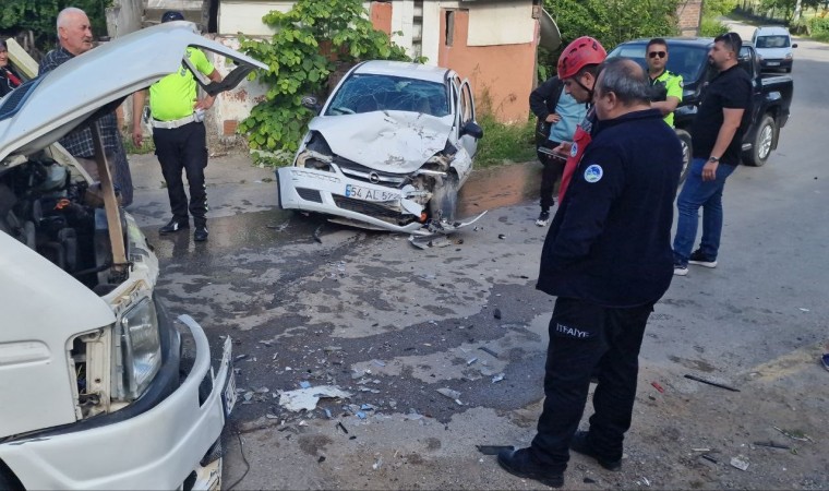 4 kişinin yaralandığı kazadan acı haber geldi: 1 kişi hastanede hayatını kaybetti